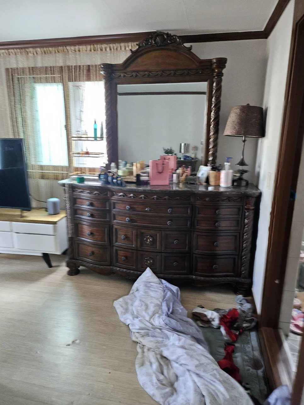 청소왕 다산신도시 악취제거 현장 사례 - 의정부 구더기 고독사 청소 전문 업체에서 깔끔하게 새집처럼