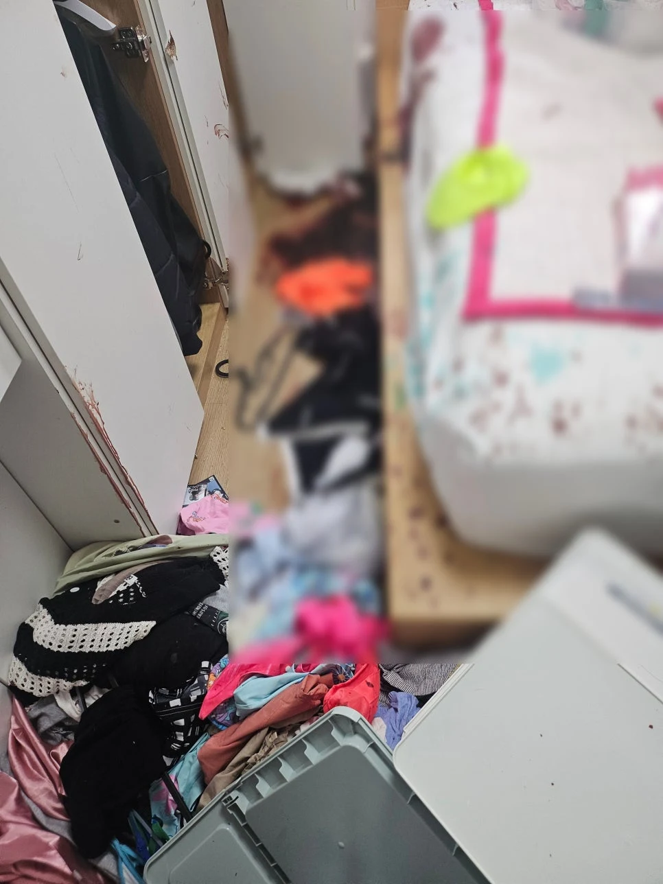 청소왕 고양 덕양구 악취제거 현장 사례 - [양주 빌라 고독사 청소] 조용한 골목 안에 남겨진 마지막 흔적을 복원하는 일