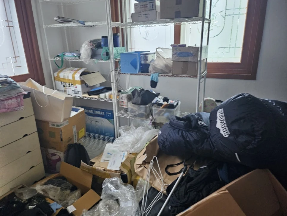 청소왕 수원 영통구 사무실청소 현장 사례 - [청소왕 구리시 쓰레기집 청소] 그 안에 담긴 한 사람의 삶