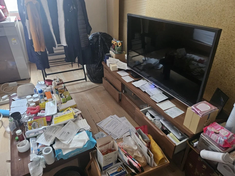 청소왕 미추홀구 철거업체 현장 사례 - [의정부 고독사 청소]원룸에서 마주한 마지막 흔적을 정리하며 – 청소왕과 함께한 이야기