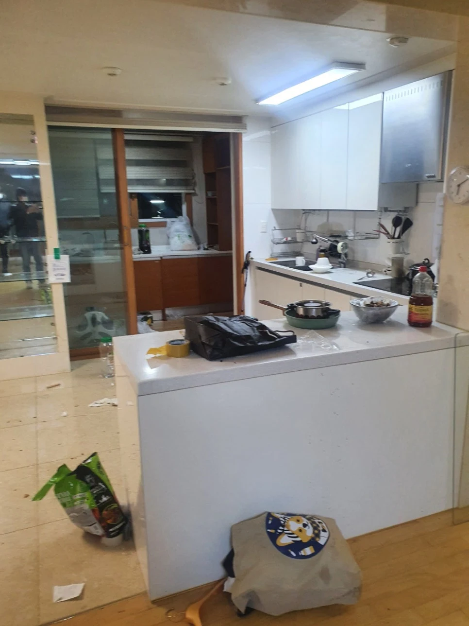 청소왕 서초구 특수청소 현장 사례 - 관악구 신림현대아파트 이사청소 입주청소 : 왕은 다르다!