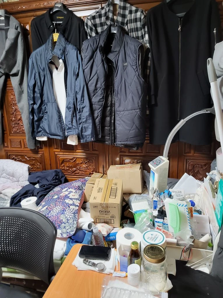 청소왕 강화군 고독사청소 현장 사례 - 빌라 세입자 고독사 처리, 집주인이 가장 먼저 마주하게 되는 현실
