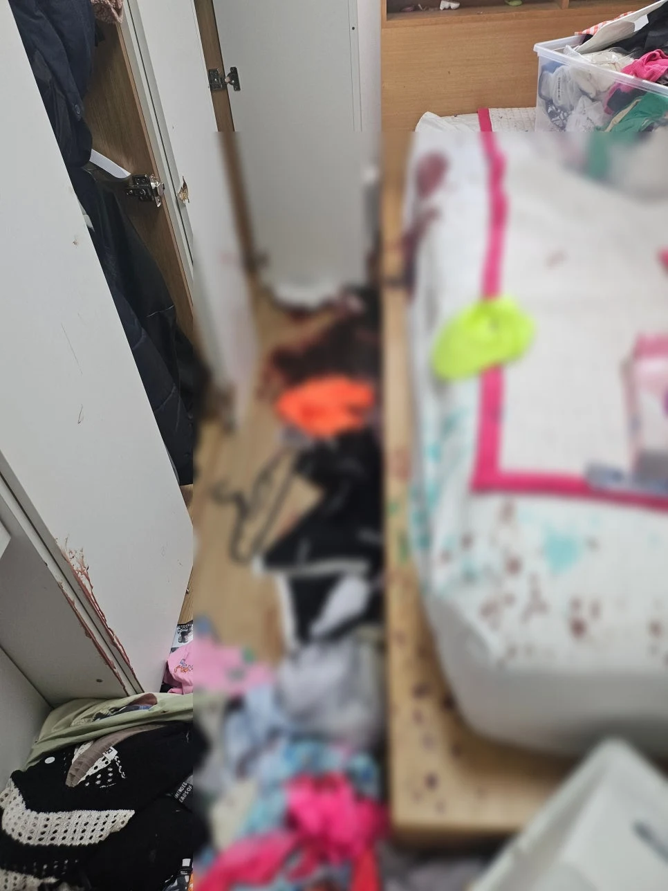 청소왕 성남 중원구 악취제거 현장 사례 - [양주 빌라 고독사 청소] 조용한 골목 안에 남겨진 마지막 흔적을 복원하는 일