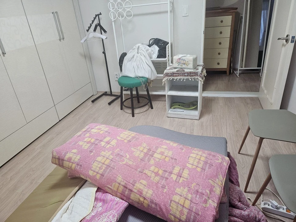 청소왕 일산신도시 악취제거 현장 사례 - 의정부 유품정리, 눈물만 앞설 때… 고인의 마지막 길, 마음으로 정리하는 방법