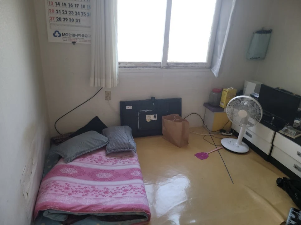 청소왕 민락·고산지구 쓰레기집청소 현장 사례 - [의정부 신곡동] 고독사 유품소각업체 처리부터 폐기물처리업체까지 깔끔한 마무리