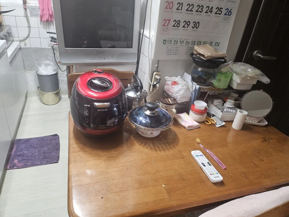 청소왕 안성시 고독사청소 현장 사례 - [가능동 청소] 유품정리의 의미를 되새기며 마지막 정리정돈