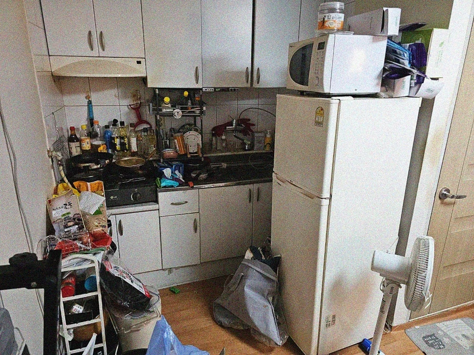 청소왕 마포구 고독사청소 현장 사례 - 도봉산 고독사 청소, 고요한 산자락에서 멈춘 시간을 다시 되돌리는 일