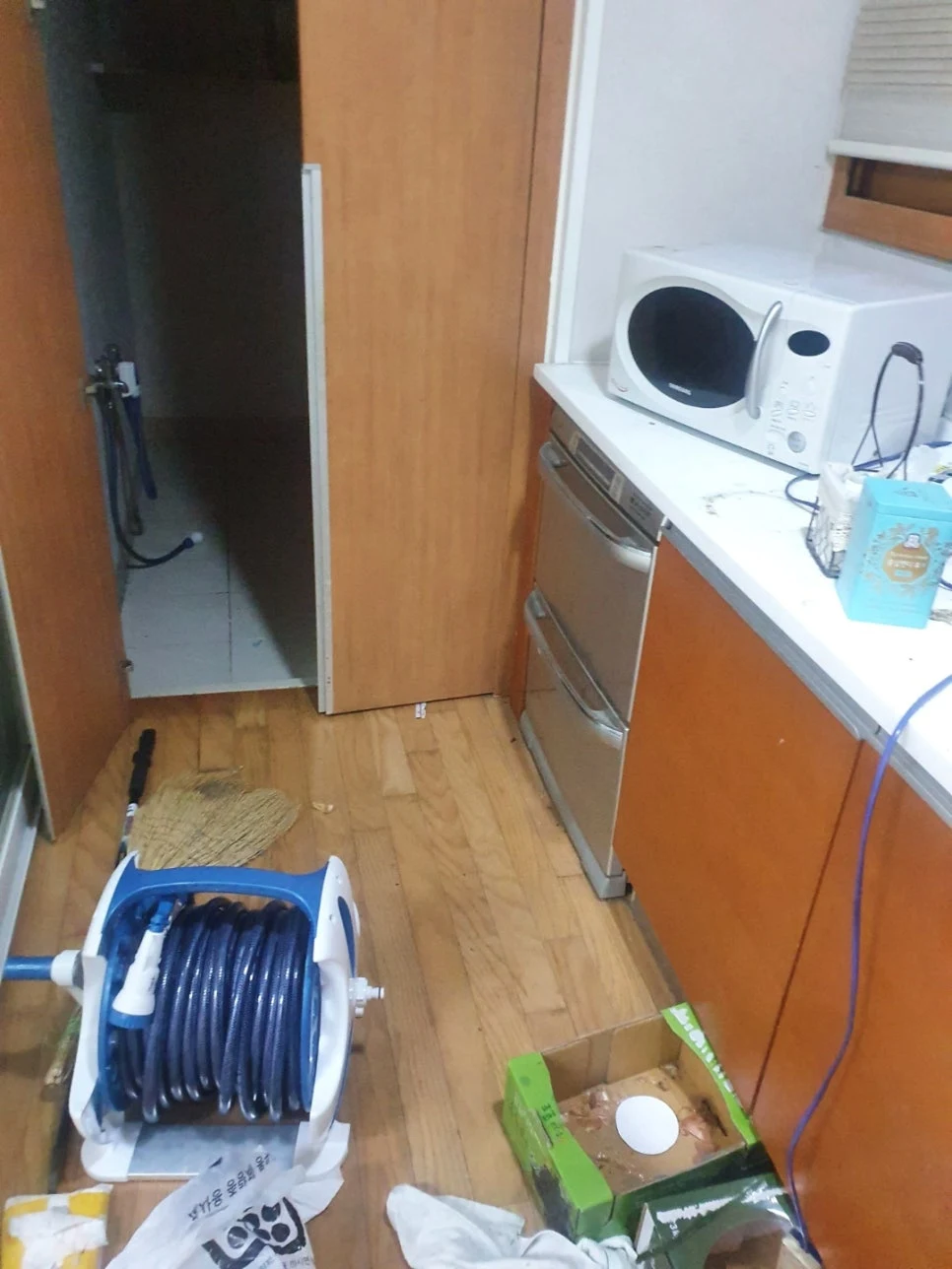 청소왕 안양시 입주청소 현장 사례 - 관악구 신림현대아파트 이사청소 입주청소 : 왕은 다르다!