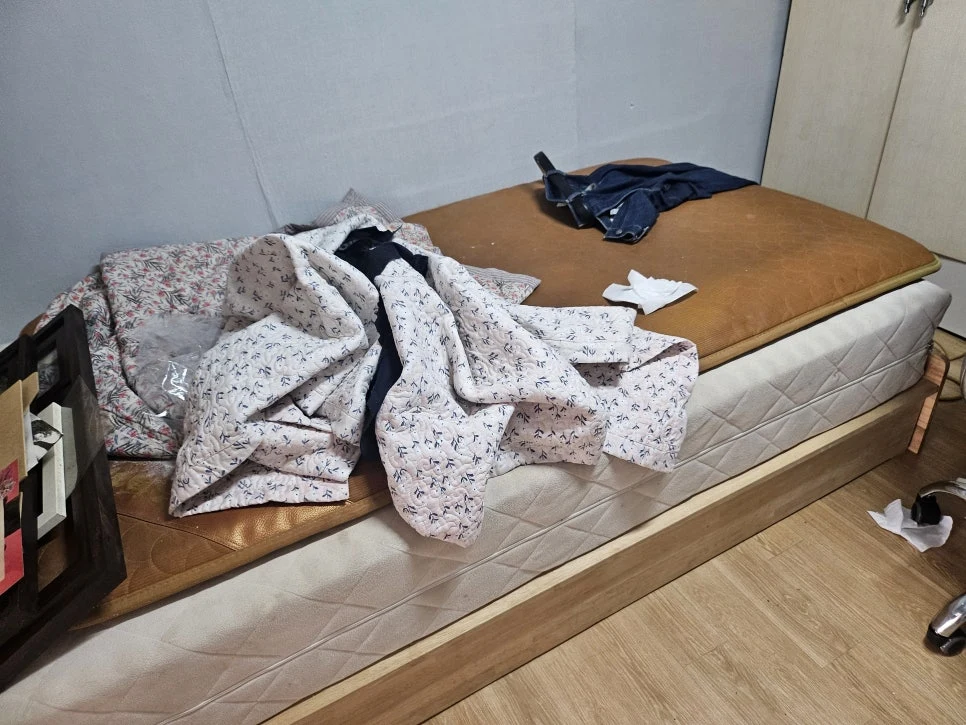 청소왕 수원시 특수청소 현장 사례 - [민락동 고독사청소]남겨진 마음까지 정리하는 시간 – 청소왕과 함께한 하루