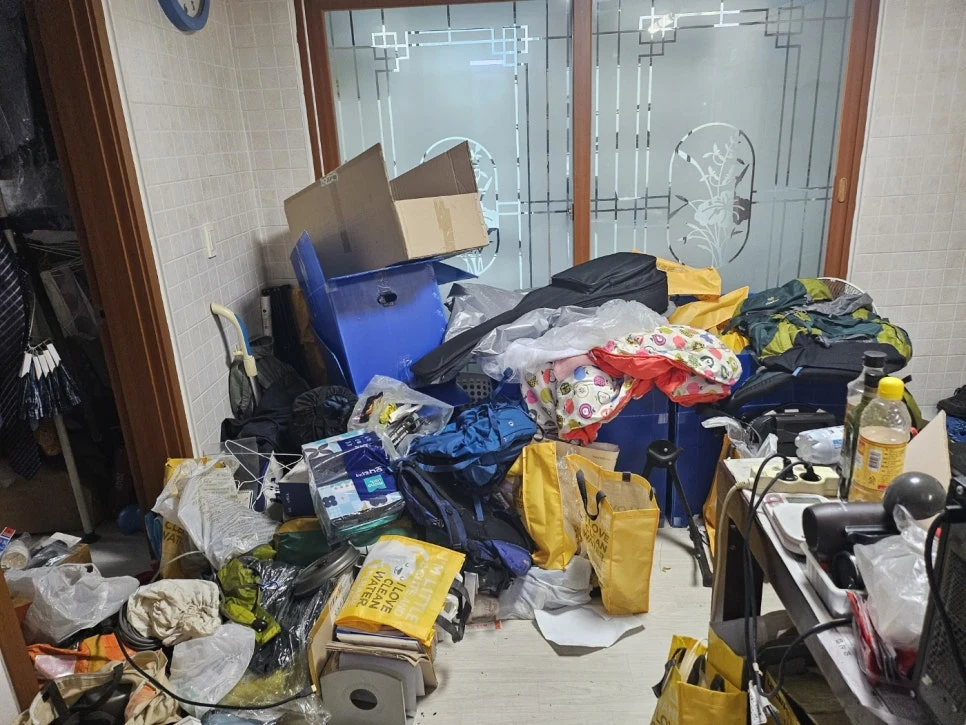 청소왕 양주 옥정신도시 유품정리 현장 사례 - [청소왕 구리시 쓰레기집 청소] 그 안에 담긴 한 사람의 삶