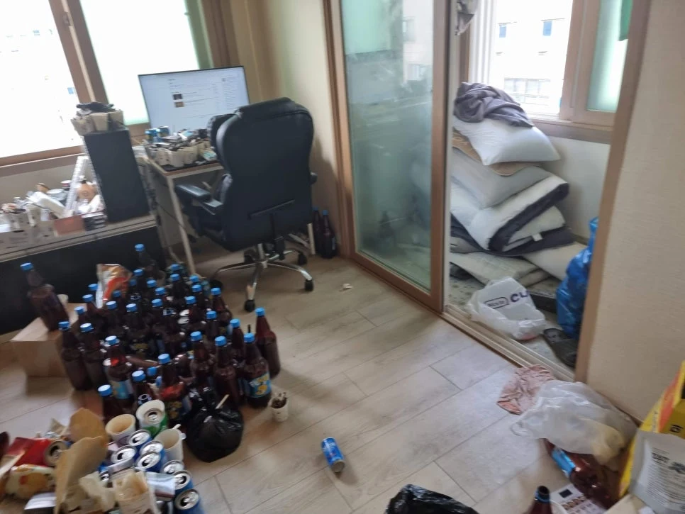 쓰레기집 청소, 혼자 하지 마세요 – 전문가가 알려주는 필수 정보 가이드