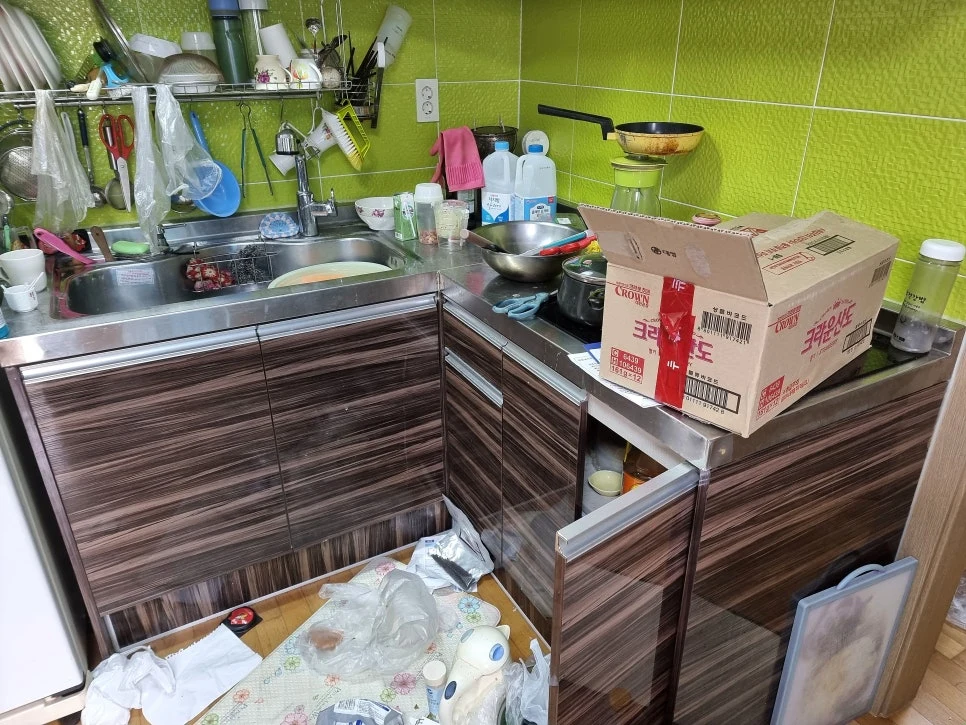 청소왕 별내·갈매신도시 쓰레기집청소 현장 사례 - 세입자 사망 청소, 남겨진 공간을 복원하는 전문가의 역할