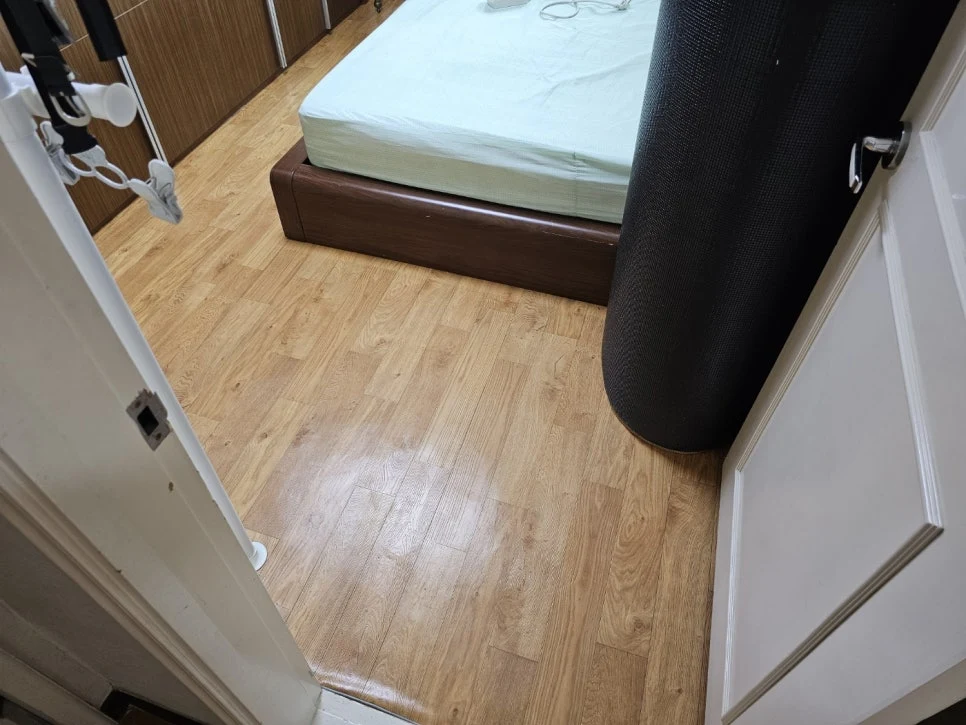 청소왕 동작구 쓰레기집청소 현장 사례 - 소화기 분말로 뒤덮인 주방 - 남양주 오남리 소화기 분말 청소
