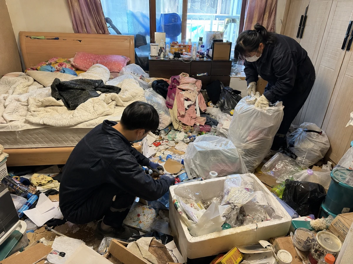 003 아파트 생활폐기물 분류정리 작업자 설명용 이미지
